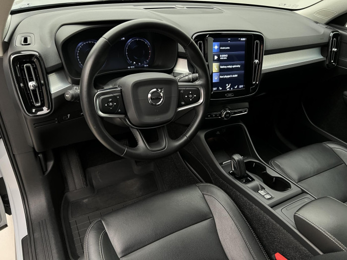 Volvo XC40 D3 MOMENTUM 2.0 d Momentum