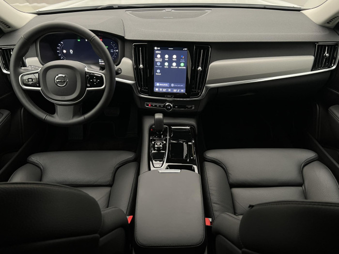 Volvo V90 T6 AWD RECHARGE PLUS DARK AUT