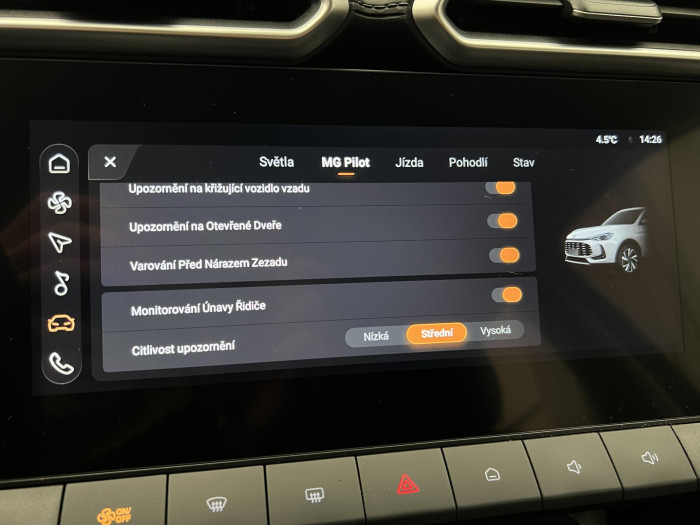 MG ZS 1.5 EXCITE CZ 1.maj.