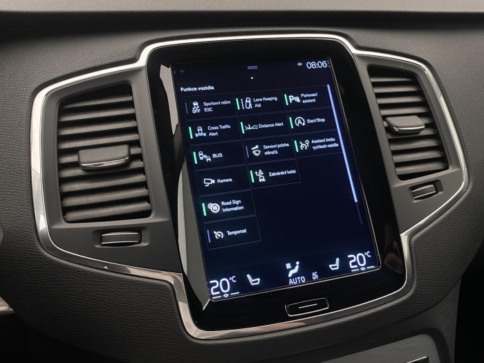 Volvo XC90 D5 AWD MOMENTUM AUT CZ 2.0 d Momentum