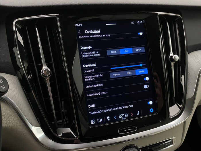 Volvo V60 T6 AWD PLUG-IN BRIGHT PLUS