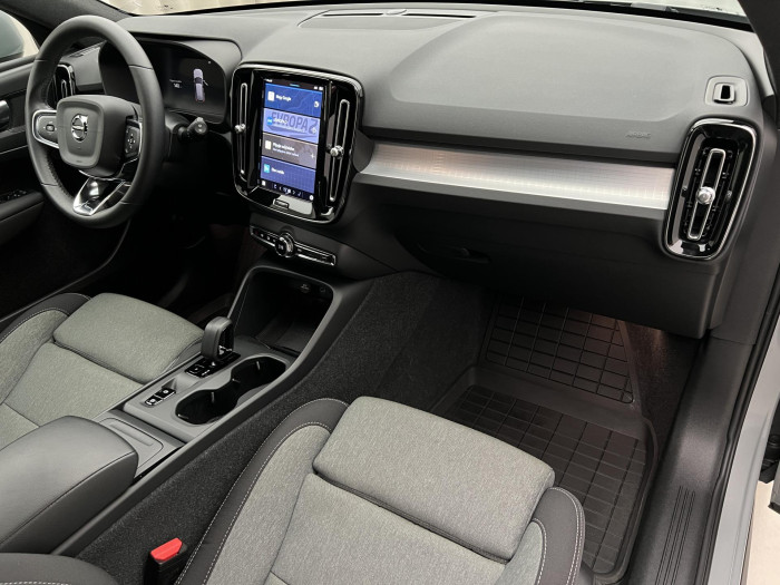 Volvo XC40 B3 CORE AUT CZ