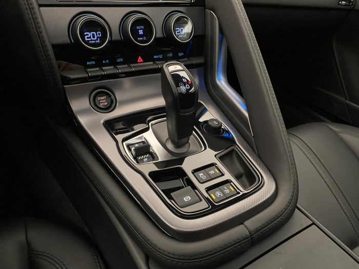 Jaguar F-Type R AWD AUT REZERVACE