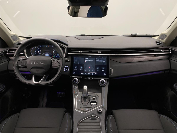 Lynk & Co 01 PHEV DCT AUT 1.maj