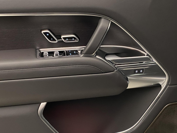 Land Rover Range Rover P530 AUTOBIOGRAPHY SWB