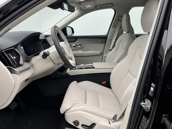 Volvo XC90 B5 AWD DARK PLUS AUT