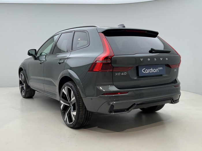 Volvo XC60 B5 AWD DARK ULTRA AUT