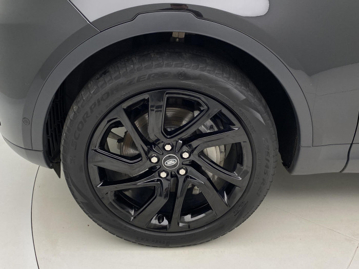 Land Rover Discovery D300 SE AWD AUT CZ 3.0 d SE