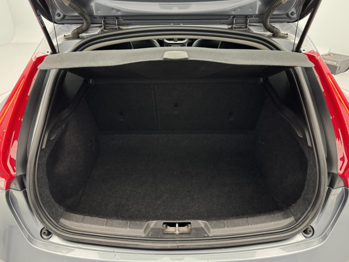 Volvo V40 D2 MOMENTUM 2.0 d Momentum