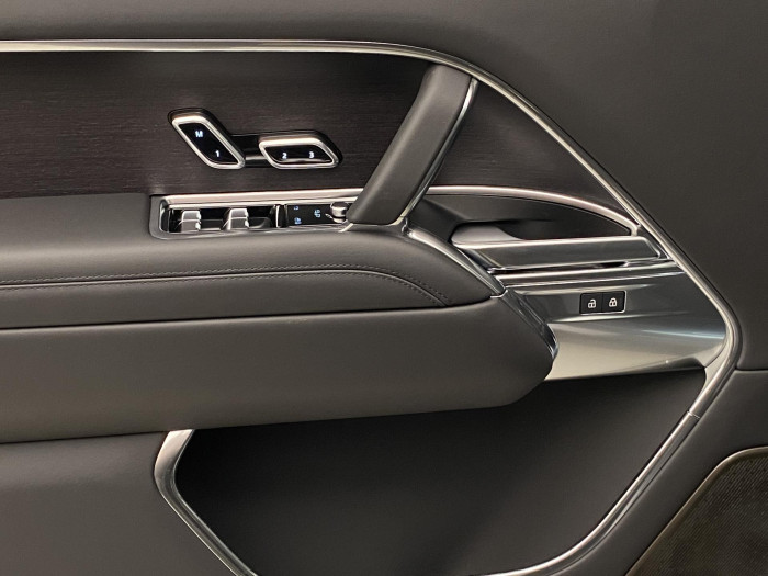 Land Rover Range Rover P530 AUTOBIOGRAPHY SWB AWD