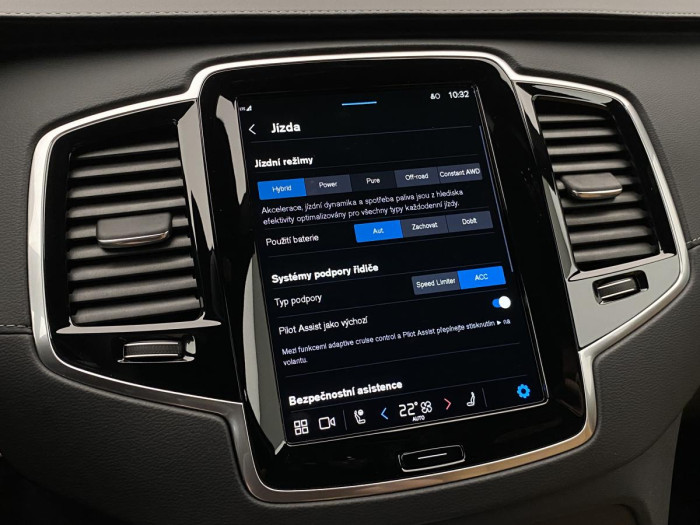 Volvo XC90 T8 AWD AT RECHARGE BRIGHT PLUS 2.0 AT Plus