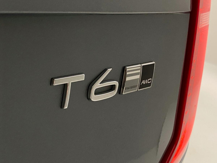 Volvo XC90 T6 AWD INSCRIPTION REZERVACE