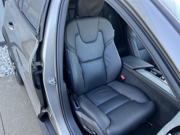 Volvo V60 CROSS COUNTRY B4 AWD Aut 1.maj