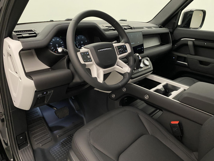 Land Rover Defender 110 D200 S AWD REZERVACE 3.0 d