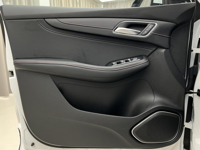 MG HS 1.5 TGI EXCITE AUT CZ 1.maj.
