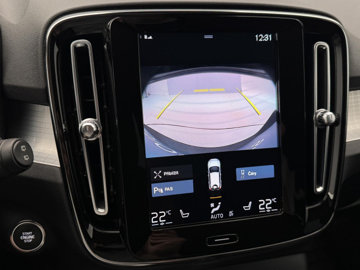 Volvo XC40 B4 MOMENTUM AUT NAV 2.0 Momentum