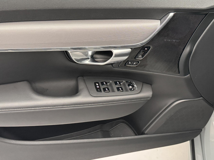 Volvo V90 T6 AWD RECHARGE PLUS DARK AUT