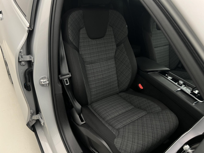 Volvo V60 B3 CORE AUT 1.maj.