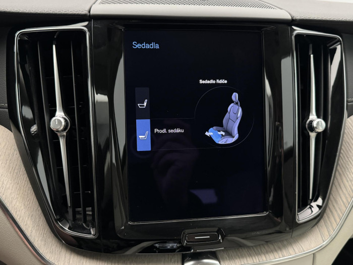 Volvo XC60 T6 AWD RECHARGE INSCRIPTION