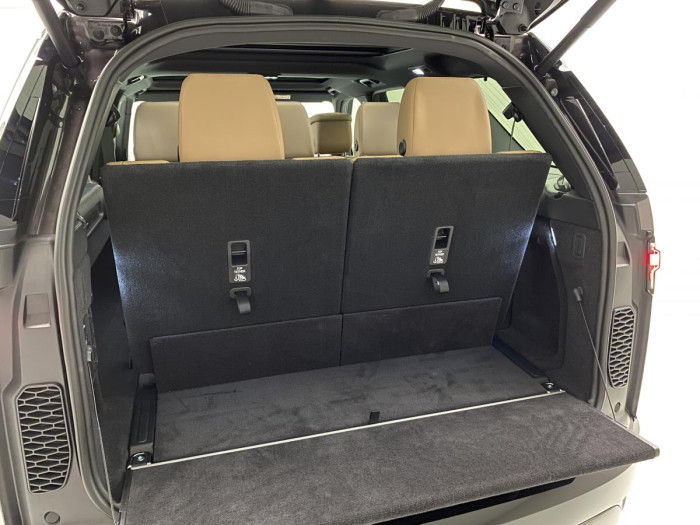 Land Rover Discovery D300 DYNAMIC HSE REZERVACE 3.0 d Dynamic