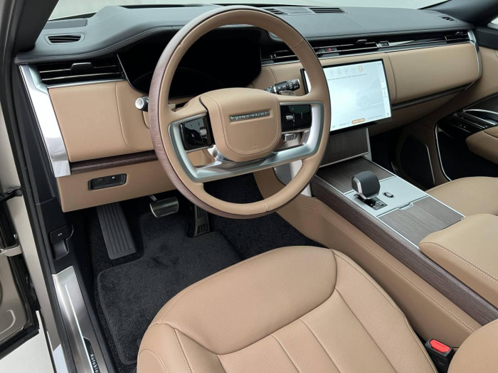 Land Rover Range Rover P460e AUTOBIOGRAPHY