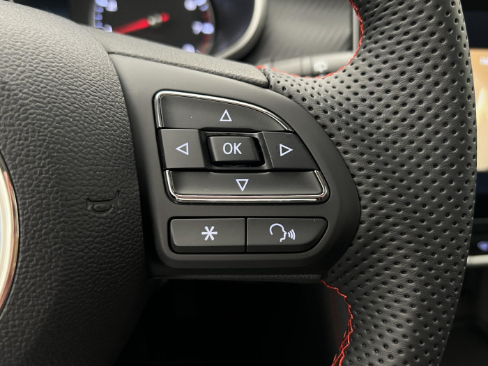 MG ZS 1.5 ESSENTIAL PLUS CZ 1.maj.