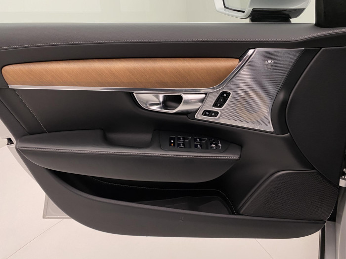 Volvo S90 T8 TWIN ENGINE INSCRIPTION