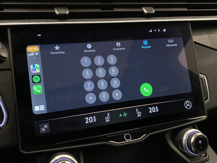 Lynk & Co 01 PHEV DCT AUT 1.maj. REZERVACE