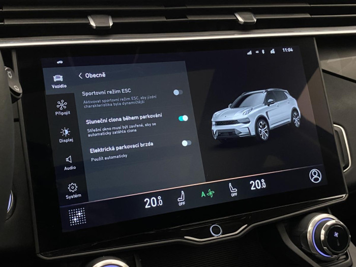 Lynk & Co 01 PHEV DCT AUT 1.maj. REZERVACE