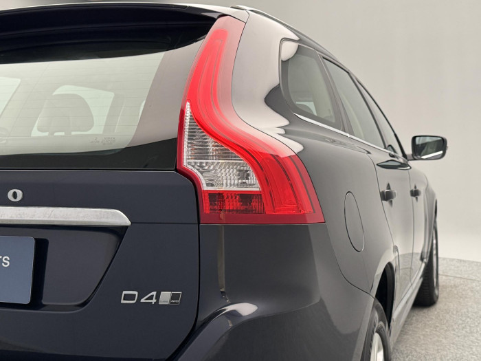 Volvo XC60 D4 AWD CLASSIC 2.4 d Classic Classic