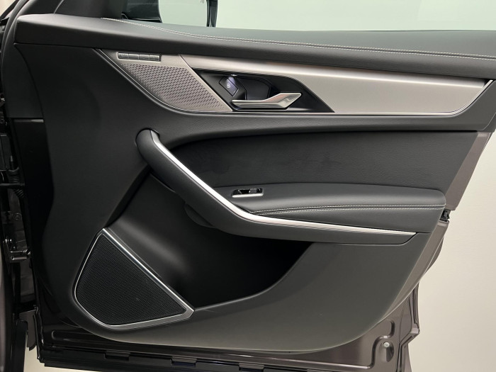 Jaguar F-Pace P400 R-DYNAMIC SE AWD AUT CZ 3.0 Dynamic SE