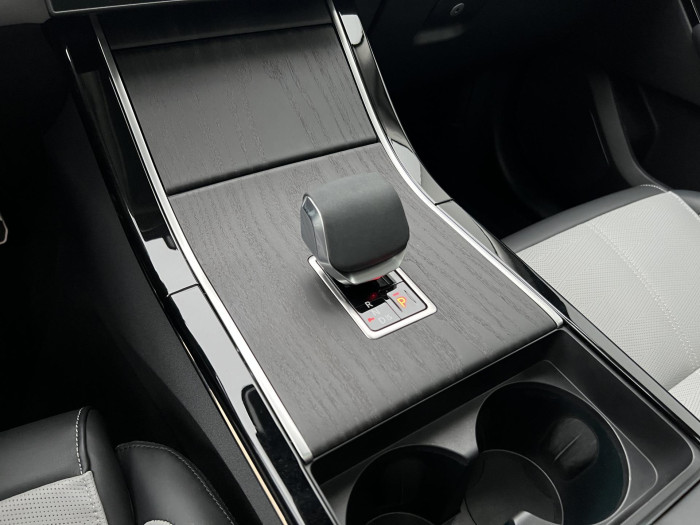 Land Rover Range Rover Velar D300 HSE AWD AUT CZ 1.maj. 3.0 d