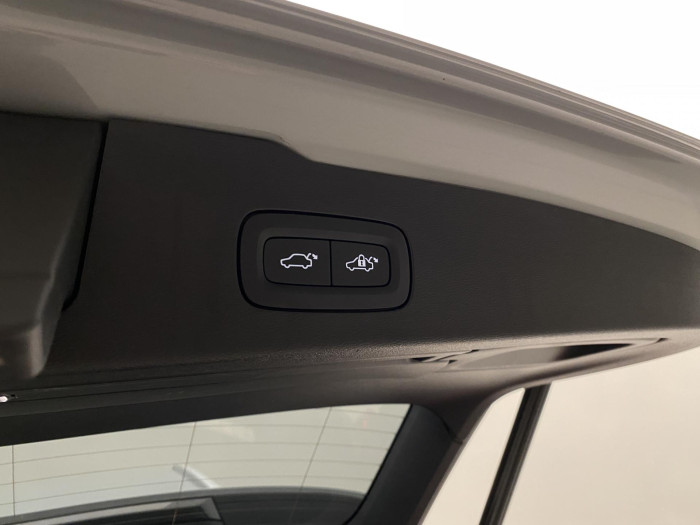Volvo V60 CC B5 AWD PLUS AUT 1.maj
