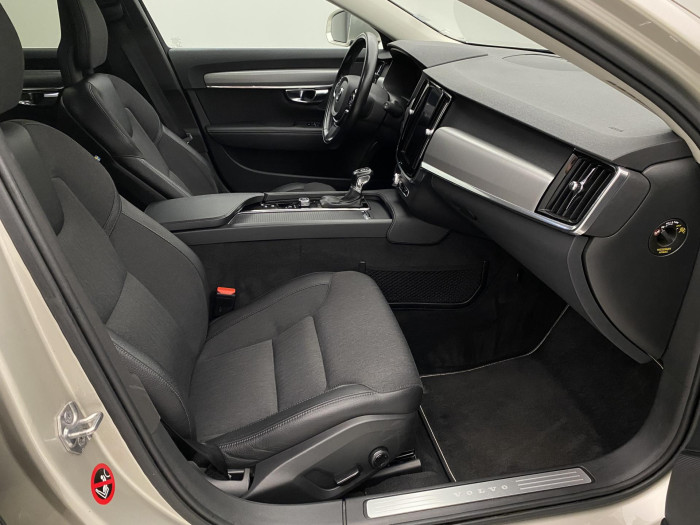 Volvo V90 D3 AWD MOMENTUM AUT 2.0 d Momentum