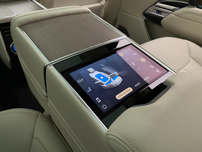 Land Rover Range Rover D350 AUTOBIOGRAPHY LWB 3.0 d