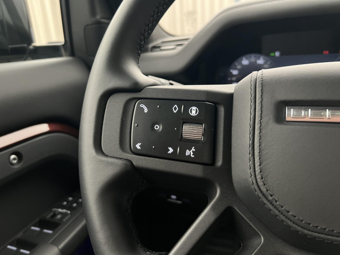 Land Rover Defender 110 D300 SEDONA EDITION AWD 3.0 d Edition