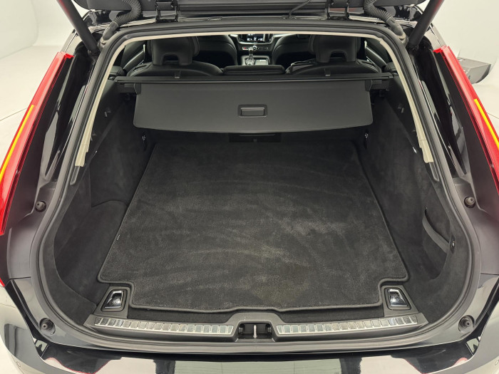 Volvo V90 D3 MOMENTUM AUT 2.0 d Momentum