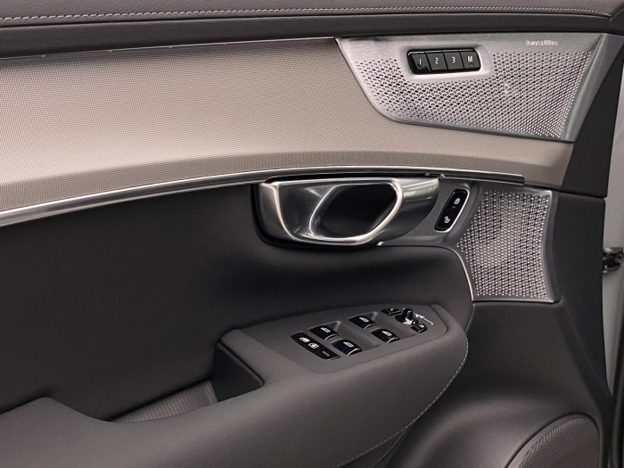 Volvo XC90 T8 AWD RECHARGE BLACK EDITION 2.0 Edition