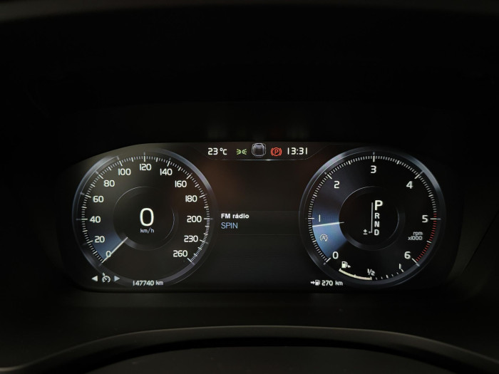 Volvo V60 CC D4 AWD MOMENTUM REZERVACE 2.0 d CC CC Momentum