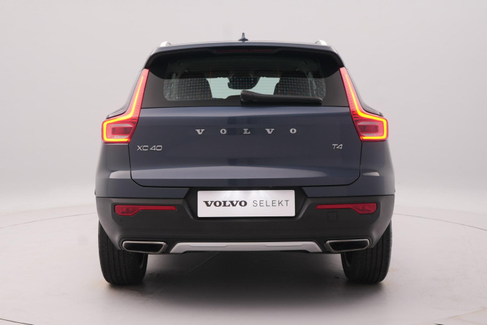 Volvo XC40 T4 AWD INSCRIPTION CZ 1.maj