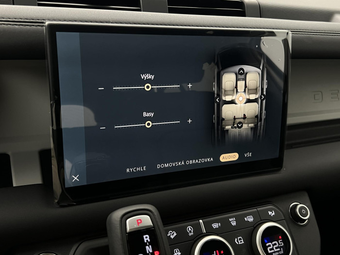 Land Rover Defender 110 D200 S AWD Aut REZERVACE 3.0 d