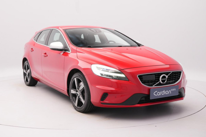 Volvo V40 D4 R-DESIGN REZERVACE 2.0 d