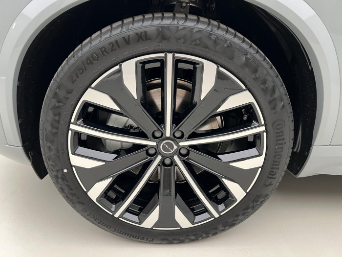 Volvo XC90 B5 AWD AUT BRIGHT PLUS 7-míst
