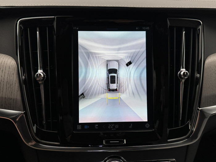 Volvo V90 T8 AWD RECHARGE ULTIMATE 1.maj