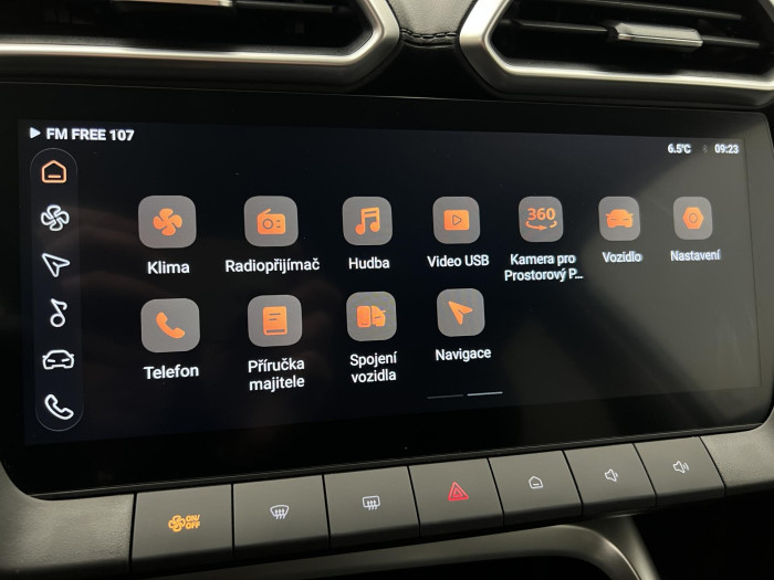 MG ZS 1.5 EXCLUSIVE HYBRID+ AUT CZ 1.5 Exclusive