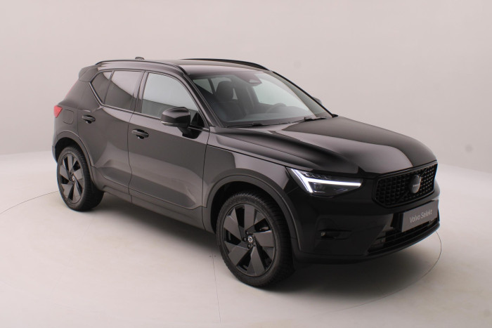 Volvo XC40 B4 PLUS BLACK EDITION AUT CZ