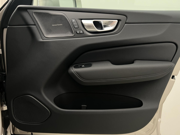 Volvo XC60 T6 AWD RECHARGE BRIGHT ULTRA