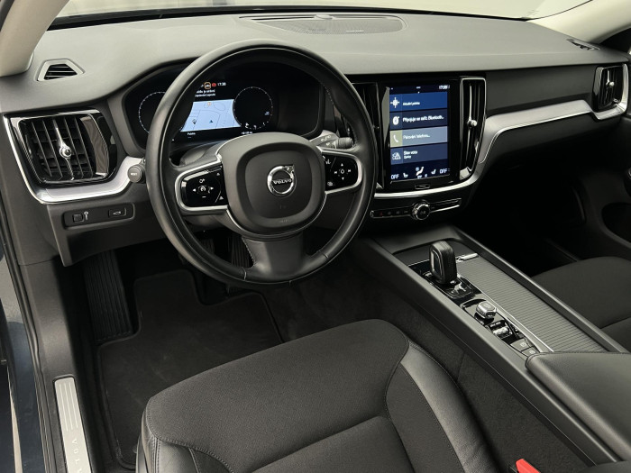 Volvo V60 B4 MOMENTUM AUT 2.0 Momentum