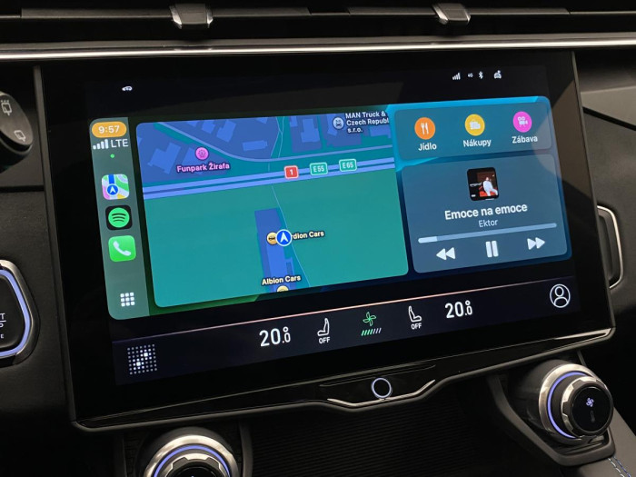 Lynk & Co 01 PHEV DCT AUT REZERVACE