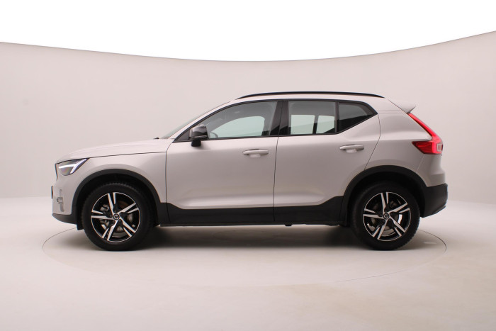 Volvo XC40 B3 DARK PLUS AUT CZ